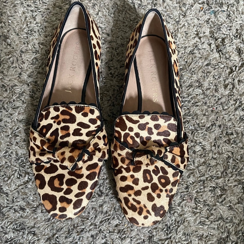 Jack Rogers women’s leopard print haircalf loafers size 6.5 m
